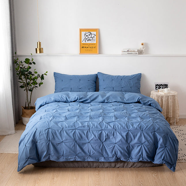 Peekaboo Studio Three-Piece Bedding Set with Soft Fabric & Modern Desi