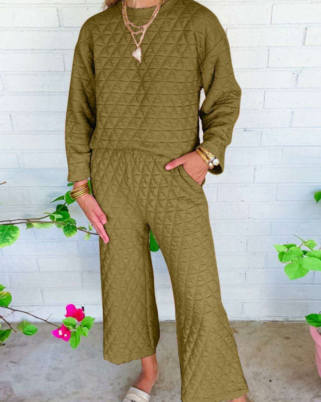 Sage Green Quilted Lounge Ensemble for Chic Comfort and Versatility