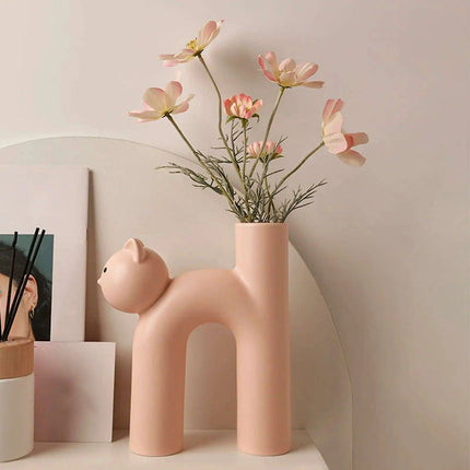 Whimsical Nordic Cat-Shaped Matte Ceramic Vase - Charming Home and Office Decor