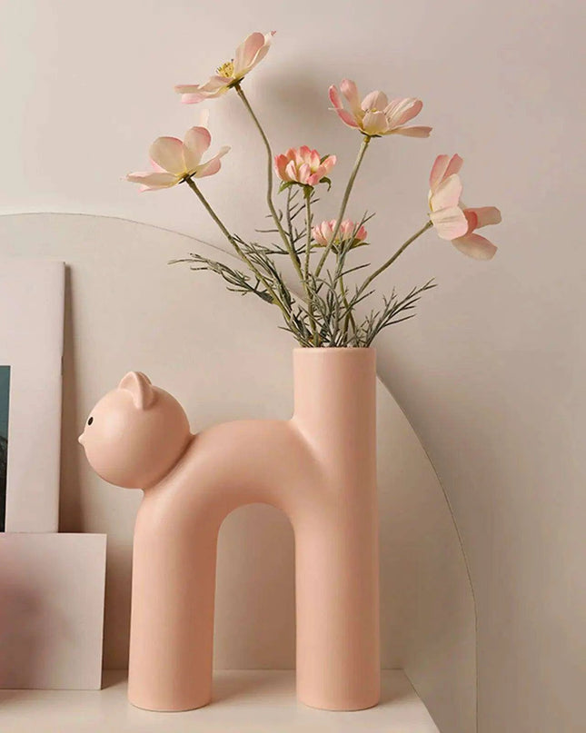 Whimsical Nordic Cat-Shaped Matte Ceramic Vase - Charming Home and Office Decor