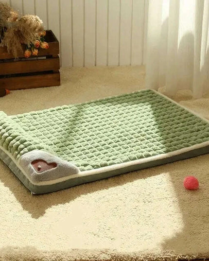 Cozy MADDEN Luxury Plaid Dog Mat for Small to Medium Dogs and Cats - Removable, Washable Fluff Bed