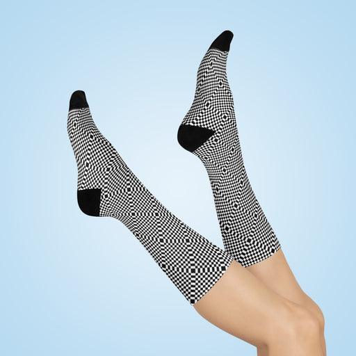 Black Plaid Knit Crew Socks with Cozy Comfort - Versatile One-Size Fit