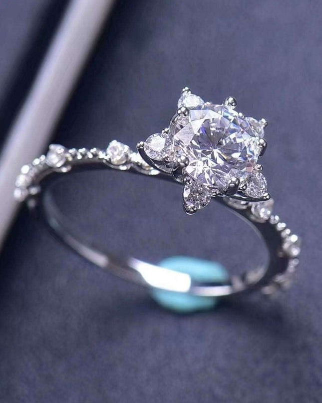 Elegant Rose Gold Lab-Diamond Ring: A Timeless Statement of Luxury