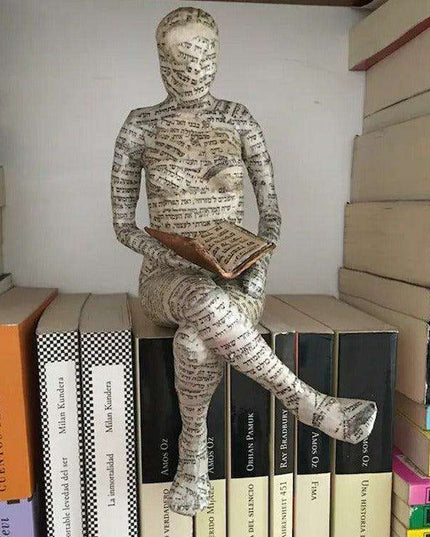 Sophisticated Resin Lady Sculpture: A Chic Touch for Home Interiors