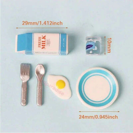 Enchanting Tiny Dollhouse Delights