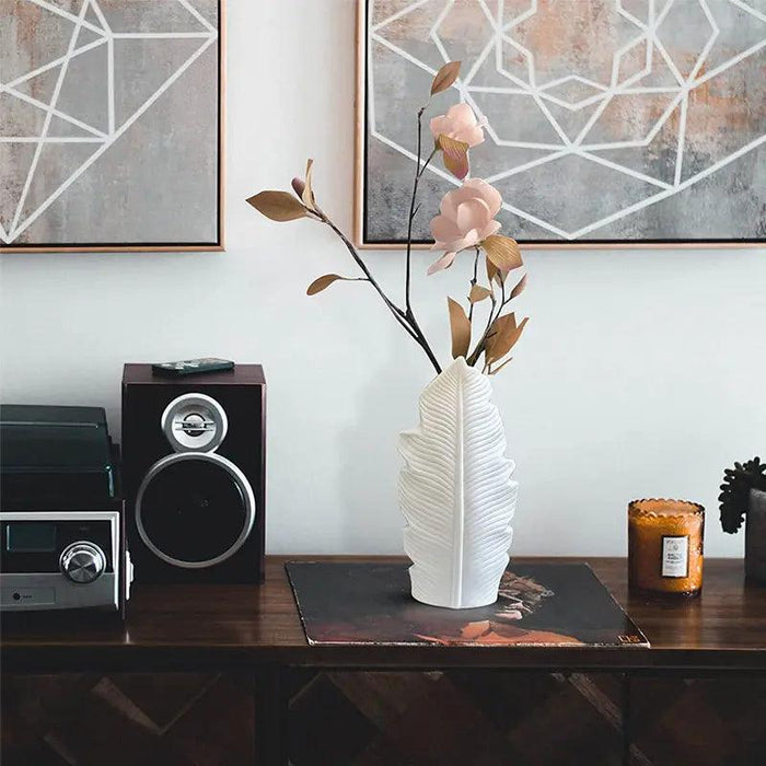 Leafy Elegance: White Ceramic Vase for Stylish Home and Office Decor