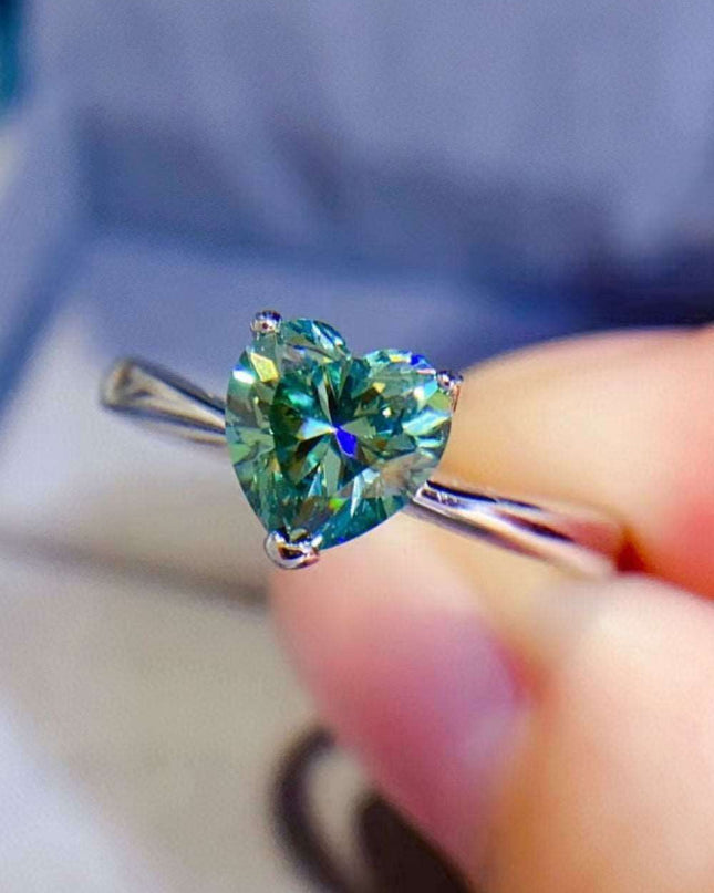Green Diamond Heart Ring with Lab-Created Diamond Stone - A Symbol of Love and Beauty
