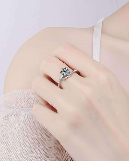 Chic Silver Ring Featuring Lab Grown Diamond and Sparkling Zircon Accents