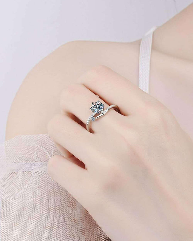 Chic Silver Ring Featuring Lab Grown Diamond and Sparkling Zircon Accents