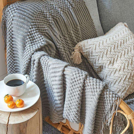 Elegant Embrace: Premium Acrylic Throw Blanket for Cozy Sophistication