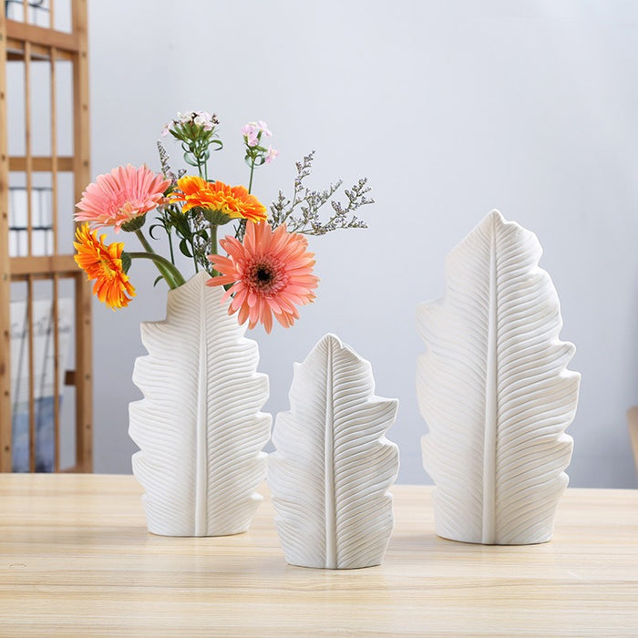 Scandinavian Landscape Ceramic Vase with Roasted Flower Decoration