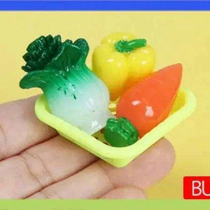 Enchanting Tiny Dollhouse Delights