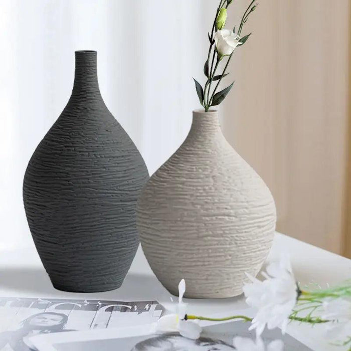 Nordic Elegance Ceramic Vase: Stylish Home Decor and Gift Option