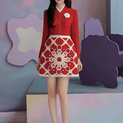 A-Line Evening Dress with 3D Floral Embellishments and Pearl Waist Detail - Très Elite