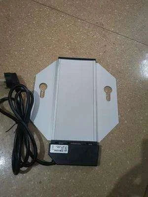 Elegant Gold Triple-Tank Beverage Dispenser Set for Premium Event Catering