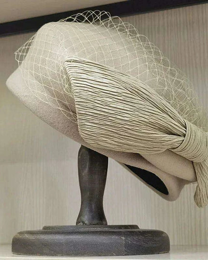 Elegant Women's Black Wool Beret with Veil and Bow – Stylish Fedora Hat for Winter Celebrations