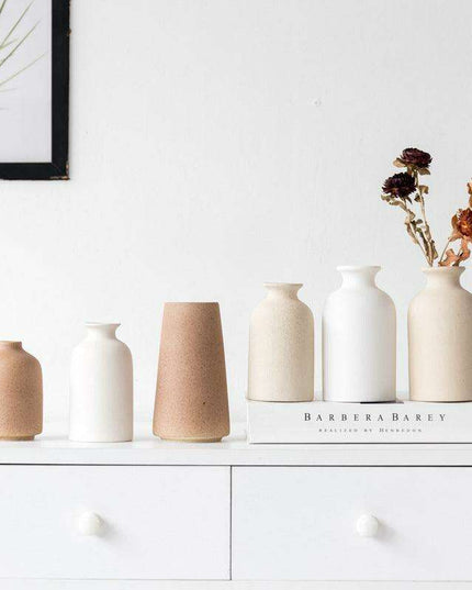 Timeless Nordic Charm: Exquisite Handcrafted Ceramic Vase for Lasting Elegance