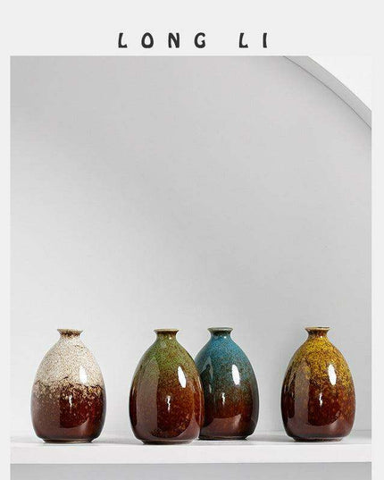 Sophisticated Handcrafted Black-and-White Porcelain Vase - Elevate Your Home Aesthetics