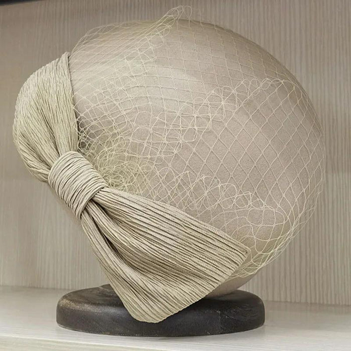 Elegant Women's Black Wool Beret with Veil and Bow – Stylish Fedora Hat for Winter Celebrations