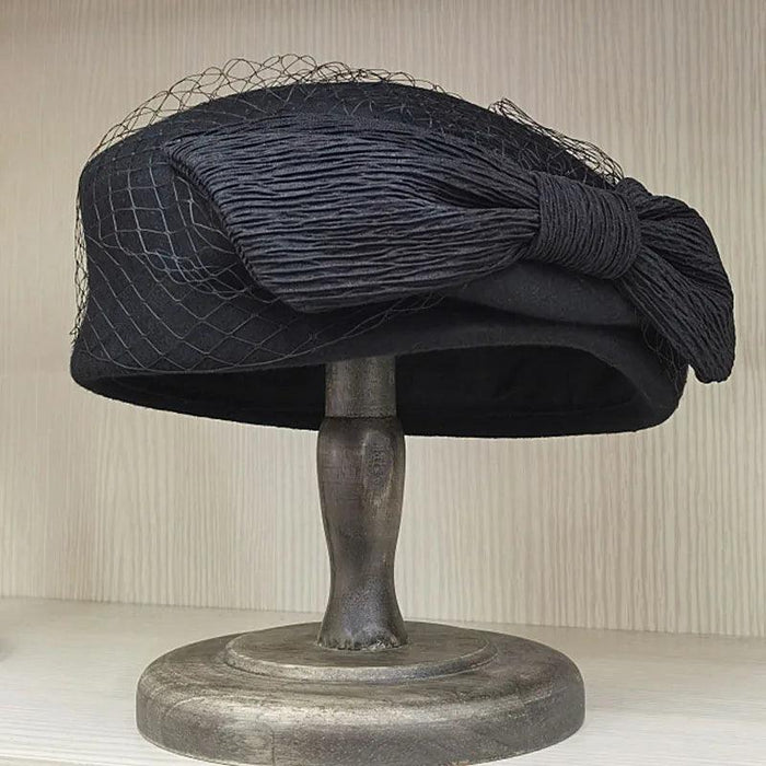 Elegant Women's Black Wool Beret with Veil and Bow – Stylish Fedora Hat for Winter Celebrations