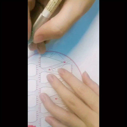 Acrylic Neckline Template Ruler - Essential Tool for Fashion Design and Pattern Creation - Très Elite