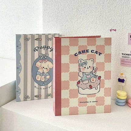 Adorable A5 Kawaii Biscuit Bear Photocard Organizer with Protective Dust Cover for Kpop Enthusiasts - Très Elite