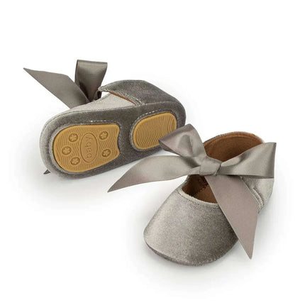 Adorable Baby Girl Crib Shoes with Butterfly Knot - Non-slip Soft Cotton Rubber First Walkers - Très Elite