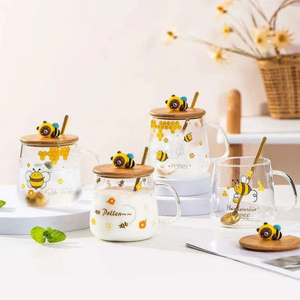 Adorable Bee-Themed Ceramic Cup with Lid – 400ml Whimsical Coffee & Tea Mug for Breakfast and Celebrations - Très Elite