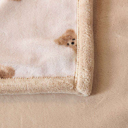 Adorable Cartoon Fleece Baby Blanket: Double-Layered Winter Warmth Must-Have - Très Elite