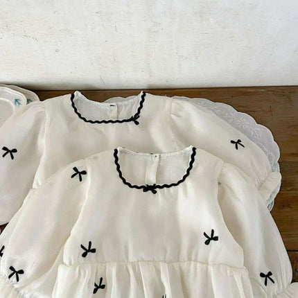 Adorable Cotton Long Sleeve Romper with Bow for Baby Girls - Perfect for Everyday Fashion - Très Elite