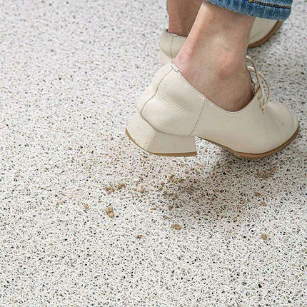 Adorable Doggo Welcome Mat - Trendy Non-Slip Entry Rug - Très Elite