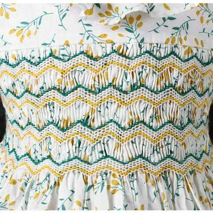 Adorable Floral Smocked Dress for Toddler Girls - Crafted with Love in Spanish Boutique Style A1335 - Très Elite