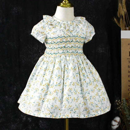 Adorable Floral Smocked Dress for Toddler Girls - Crafted with Love in Spanish Boutique Style A1335 - Très Elite