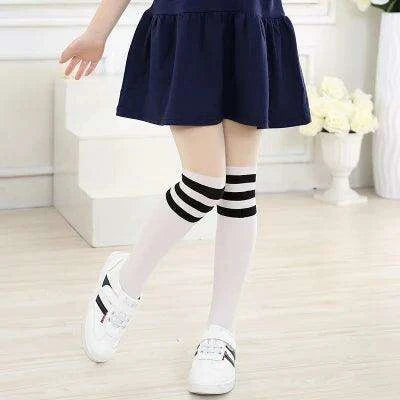 Adorable Kawaii Bear Print Tights for Kids - Cozy Pantyhose with Whimsical Knee Designs - Très Elite