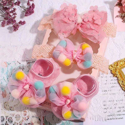 Adorable Polka Dot Bowknot Headband and Lace Flower Socks Ensemble for Stylish Little Ones - Très Elite