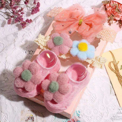 Adorable Polka Dot Bowknot Headband and Lace Flower Socks Ensemble for Stylish Little Ones - Très Elite