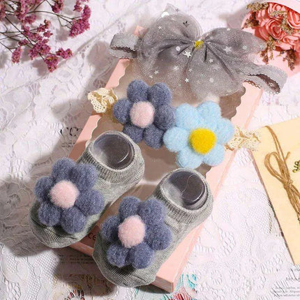 Adorable Polka Dot Bowknot Headband and Lace Flower Socks Ensemble for Stylish Little Ones - Très Elite