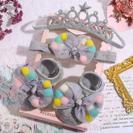 Adorable Polka Dot Bowknot Headband and Lace Flower Socks Ensemble for Stylish Little Ones - Très Elite