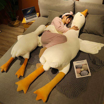 Adorable White Goose Cuddle Pillow - A Magical Keepsake for Kids - Très Elite