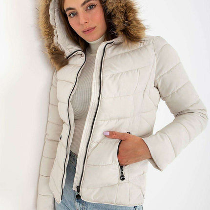 All-Weather Polyester Jacket: Style and Comfort for Everyone - Très Elite