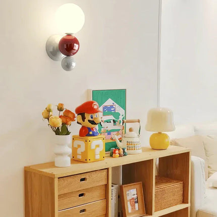 Amigo Wall Lamp