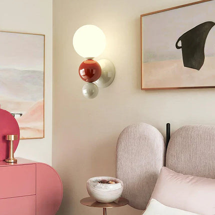 Amigo Wall Lamp