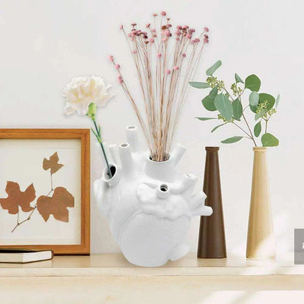 Anatomical Heart Resin Vase: A Unique Touch for Elegant Home Decor