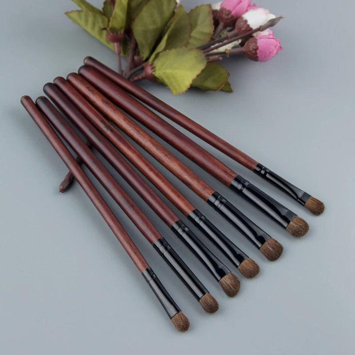 Effortless Eye Makeup Perfection: Anmor 7PCS Eye Shadow Brush Set with Natural Horse Hair Blend