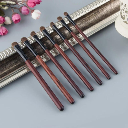 Effortless Eye Makeup Mastery: Anmor 7PCS Eye Shadow Brush Set with Natural Horse Hair Blend