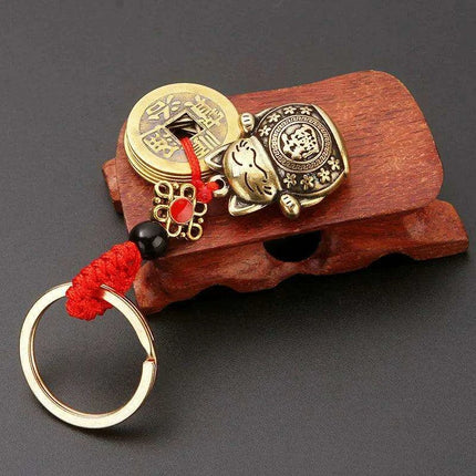 Antique Brass Lucky Cat Keychain with Feng Shui Coin & Five Emperors Charm - Très Elite