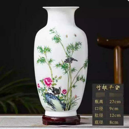 Antique Chinese Ceramic Vase with Intricate Animal Motif - Timeless Charm- Très Elite- Très Elite