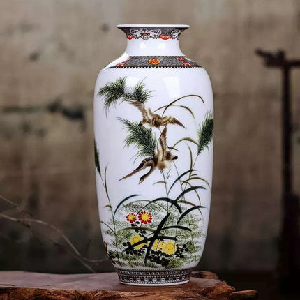 Antique Chinese Ceramic Vase with Intricate Animal Motif - Timeless Charm - Très Elite