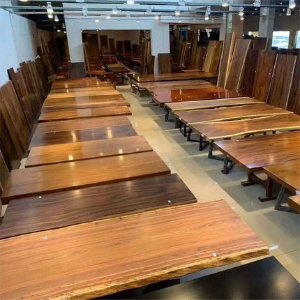 Artisan Crafted Live Edge Dining Tables - Exquisite Designs in Premium Woods - Très Elite