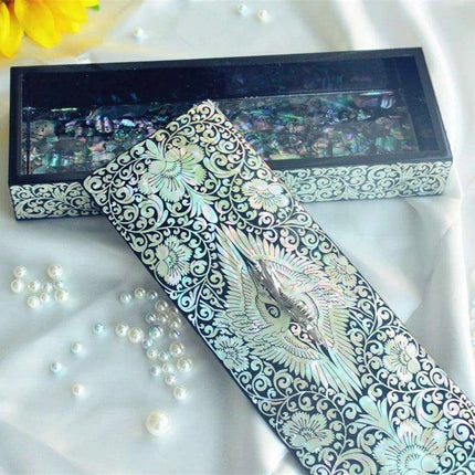 Artisan Crafted Mother of Pearl Crane Jewelry Compendium with Elegant Black Wood Accents - Très Elite
